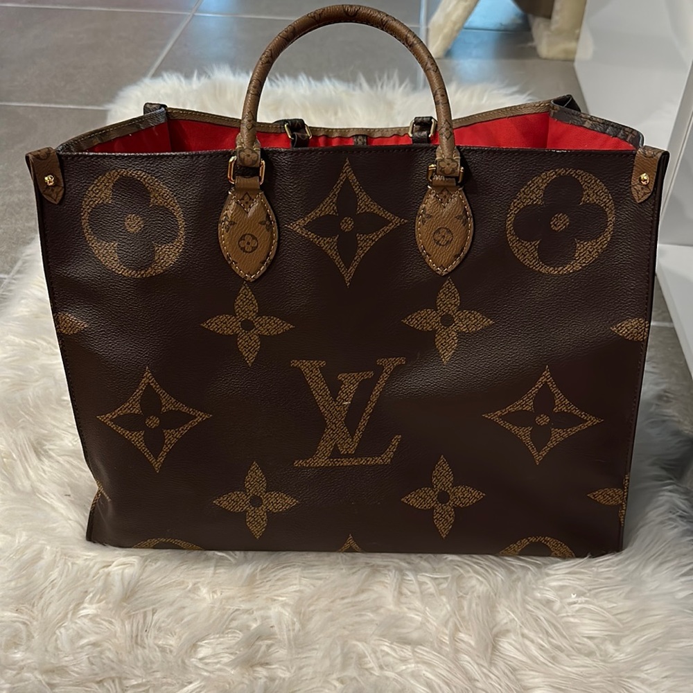 OnTheGo GM Louis Vuitton